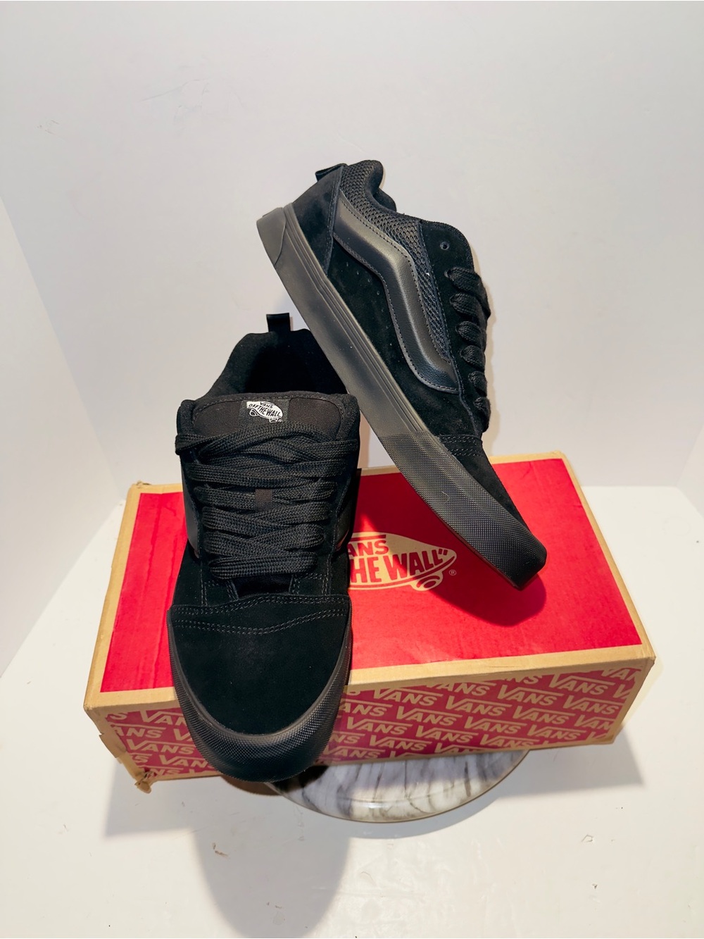 [VN0009QCBKA] MENS SIZE 13  VANS KNU SKOOL - TRIPLE BLACK/BLACK